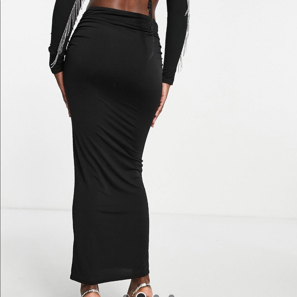 NWOT low waisted maxi skirt